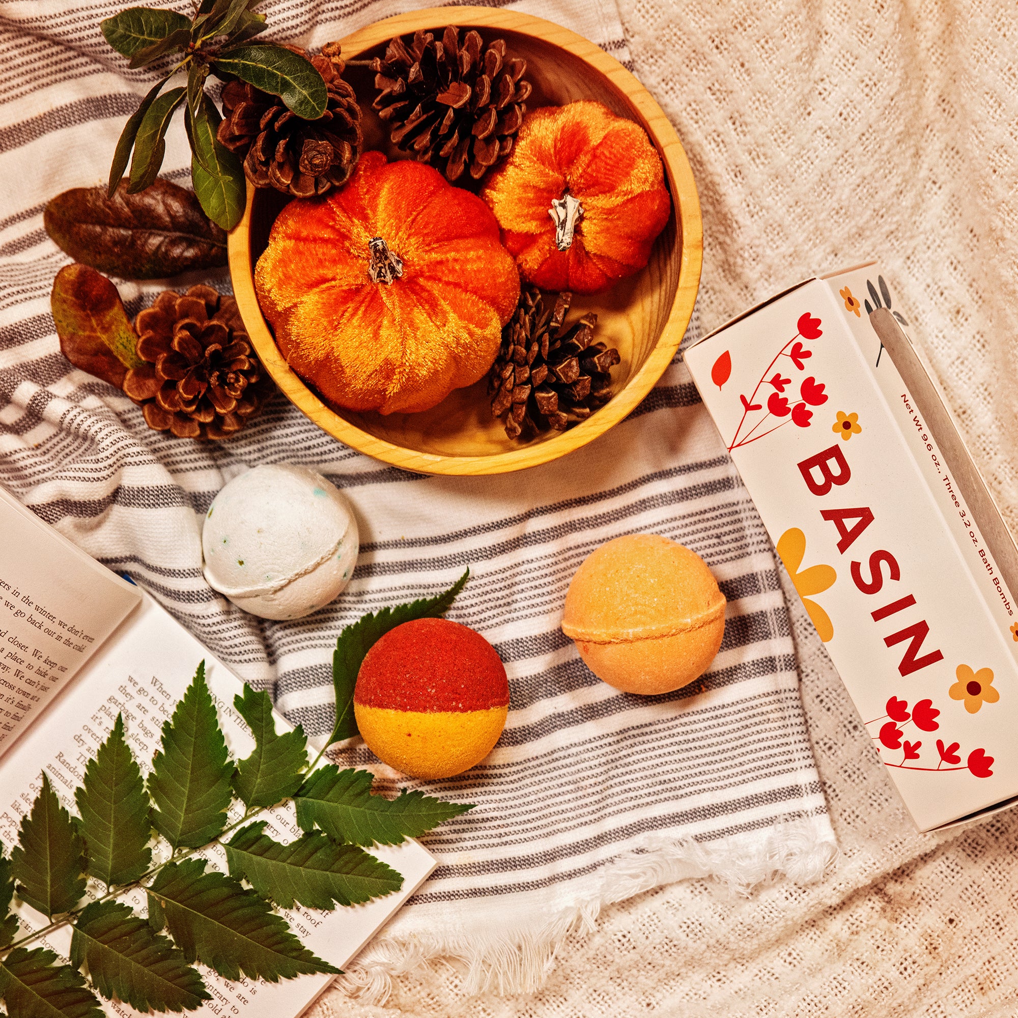 Fall Bath Bomb Trio Gift Box (2025 Exclusive!)
