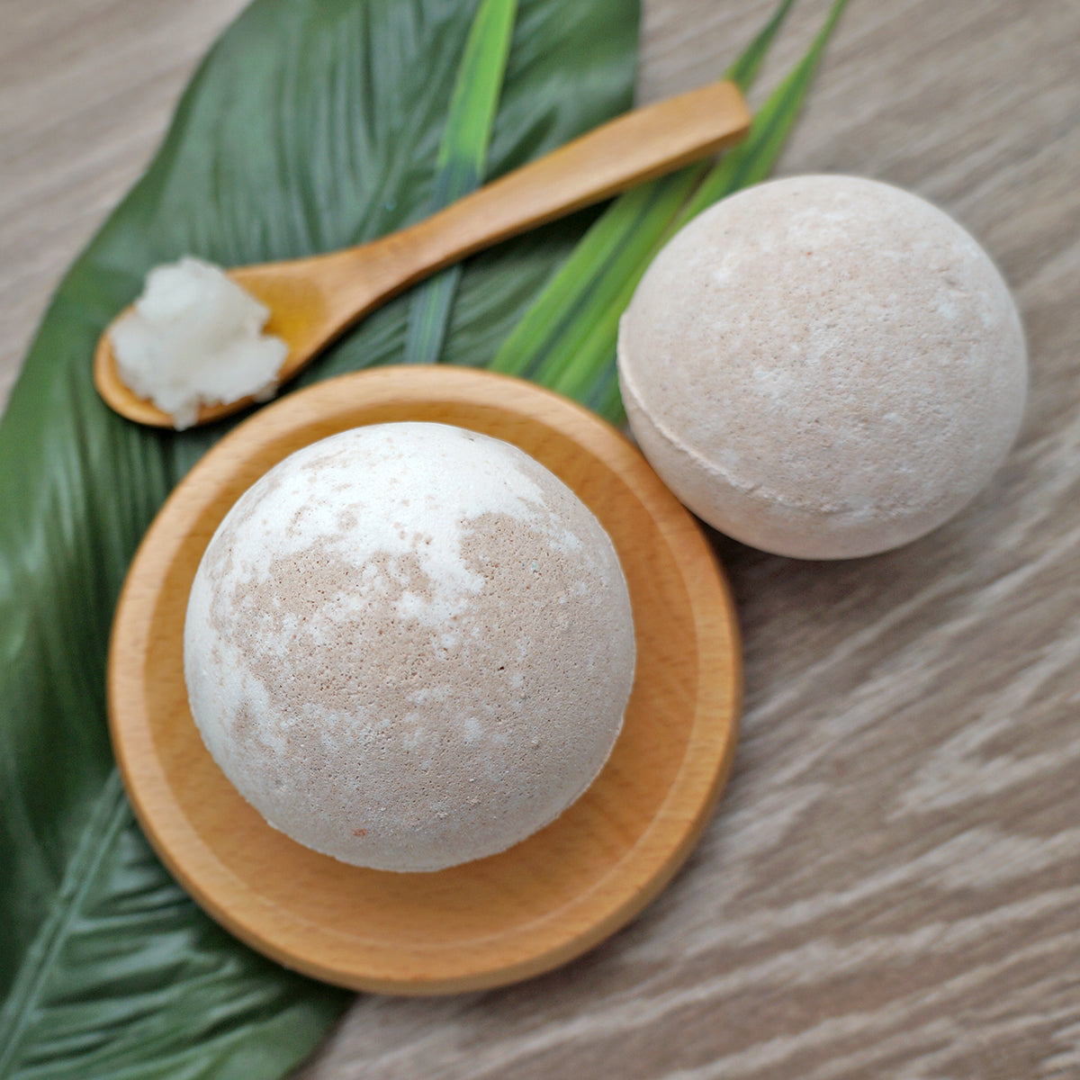Coconut Oil Bath Bomb