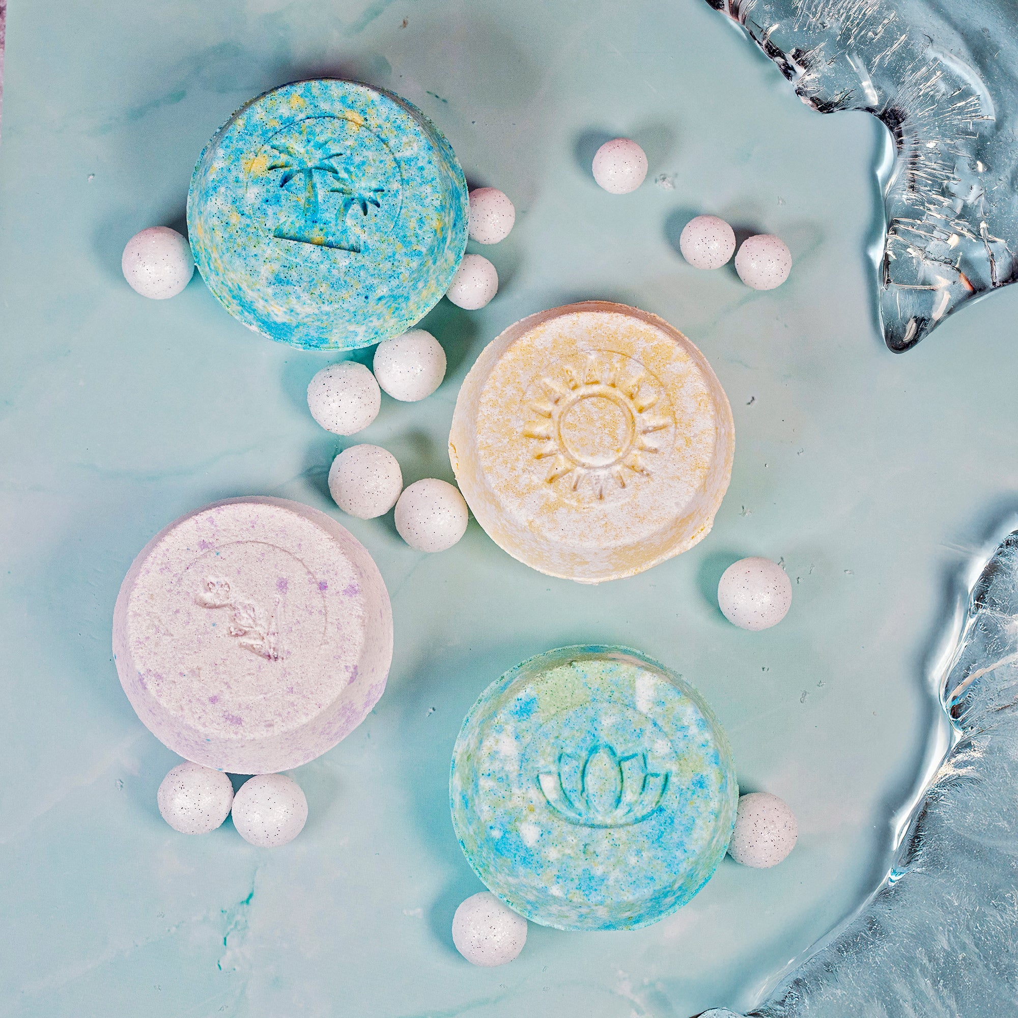 Basin Blue Christmas Shower Bomb Box