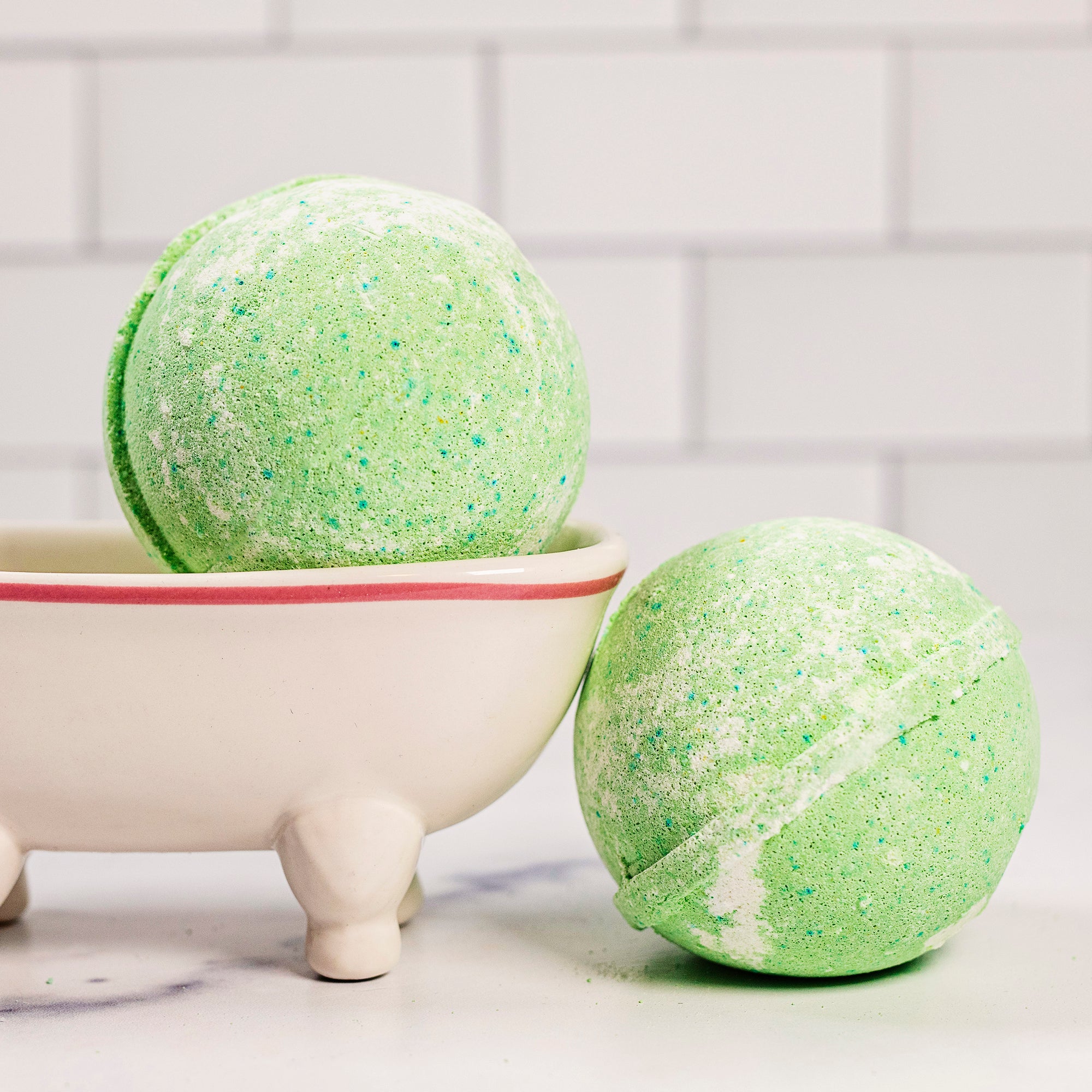 Isn't It Grand Bath Bomb