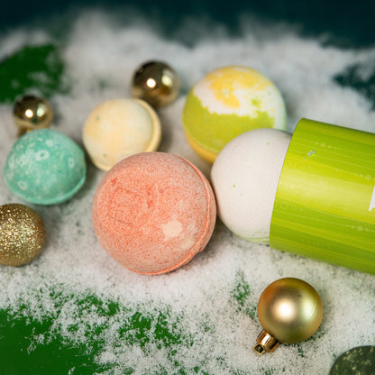Mistletoe Magic Bath Bomb Barrel (Online Exclusive!)